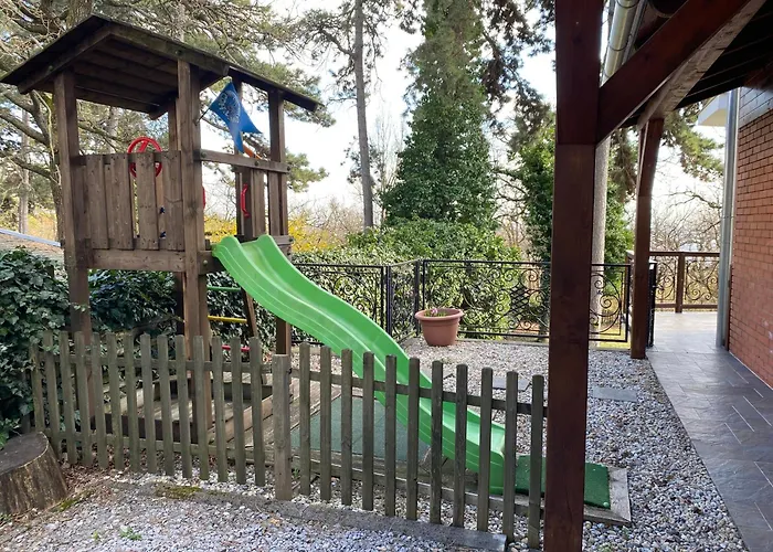 Hilltop Wellness Villa-Big Garden, Sauna, Hot Tube